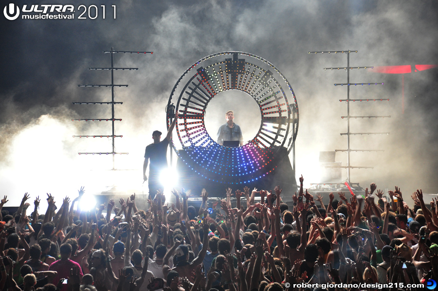 Subfocus, Live Stage #2070 - 2011 Ultra Music Festival