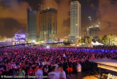 2007 Ultra Music Festival, photo by Robert Giordano