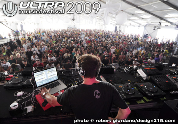 2009 Ultra Music Festival, photo (c) Robert Giordano