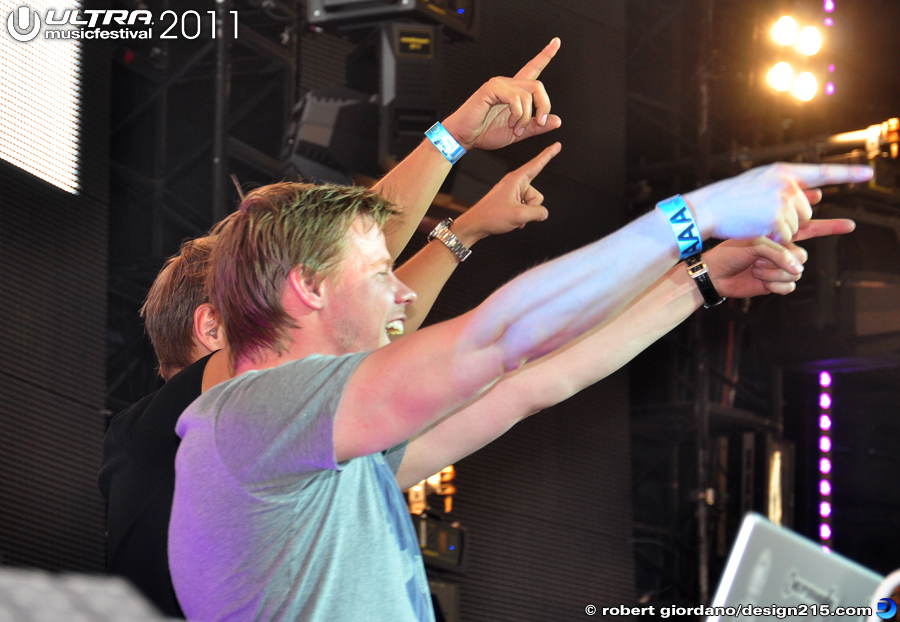 Ferry Corsten, State of Trance #1776 - 2011 Ultra Music Festival