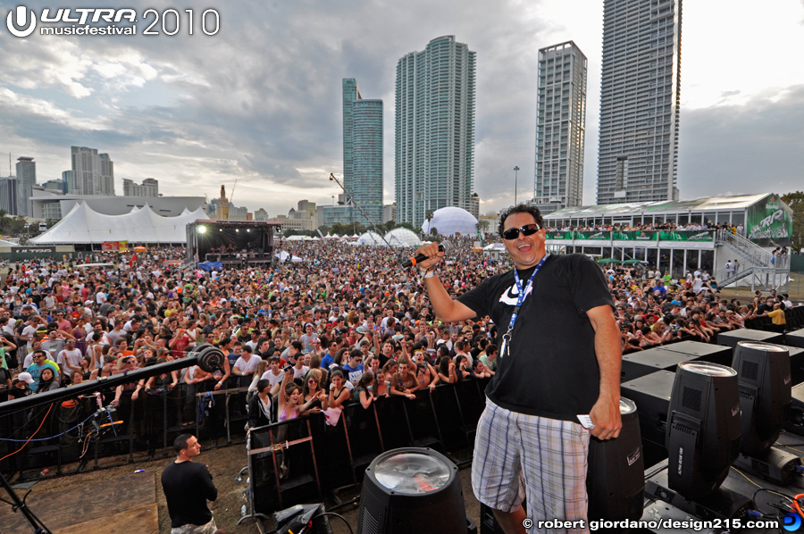 Damian Pinto, Main Stage, Day 1 - 2010 Ultra Music Festival