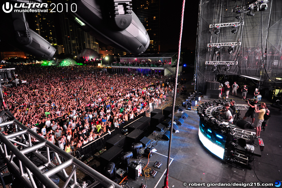 Swedish House Mafia, Main Stage, Bird's Eye View - 2010 Ultra Music Festival